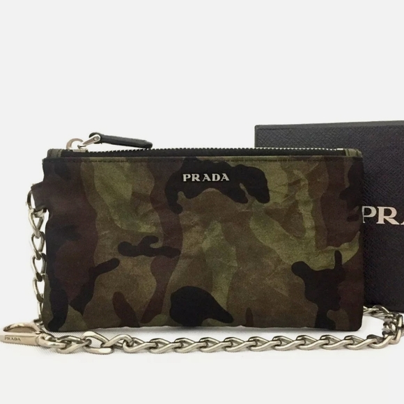 AUTHENTIC PRADA CAMOUFLAGE CHAIN POUCH /A2404 - Picture 12 of 12